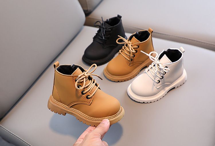 Children's autumn and winter British solid color simple short boots boys fashion Martin boots side zipper girls soft bottom single boots_voghion.com