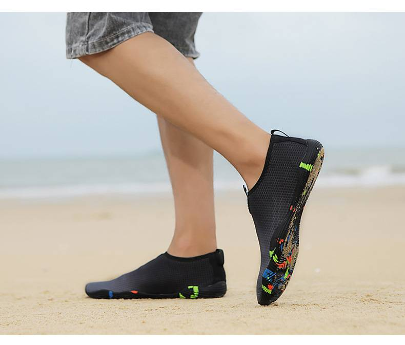 Scarpe da acqua Barefoot – Unisex slip-on ad asciugatura rapida per nuoto, escursionismo e yoga (chiaro di luna/magenta/blu polvere/nero)_voghion.com