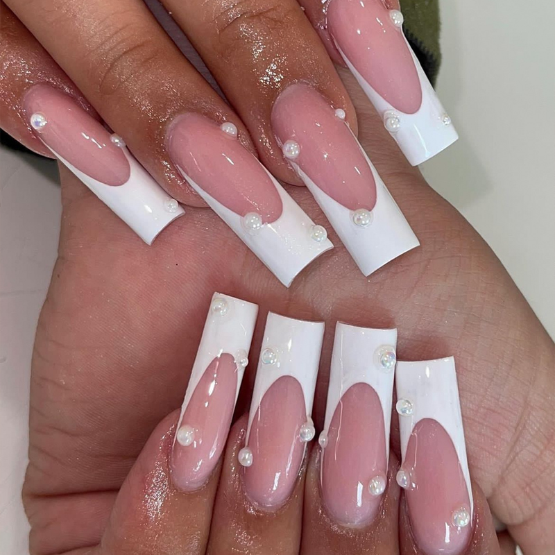 24 Stücke Weiße Einfache Französische Gefälschte Nagelspitzen Lange Quadratische Maniküre Falsche Nägel Tragbare Ballettpresse Auf Nägel Finis S S_voghion.com