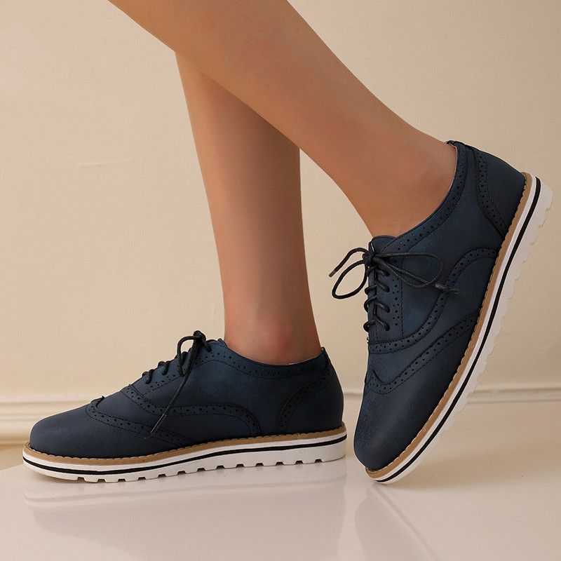 Damenschuhe Brogue Burnt Flower Frühling und Herbst Neue mattierte flache Sohle Schnürschuhe im Retro-Stil Lässige Damenschuhe Lederschuhe_voghion.com