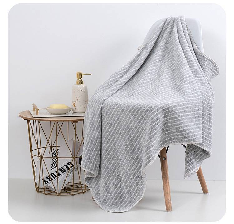 Serviette de bain surdimensionnée en polaire corail épaisse - Super absorbante, séchage rapide, sans peluches_voghion.com