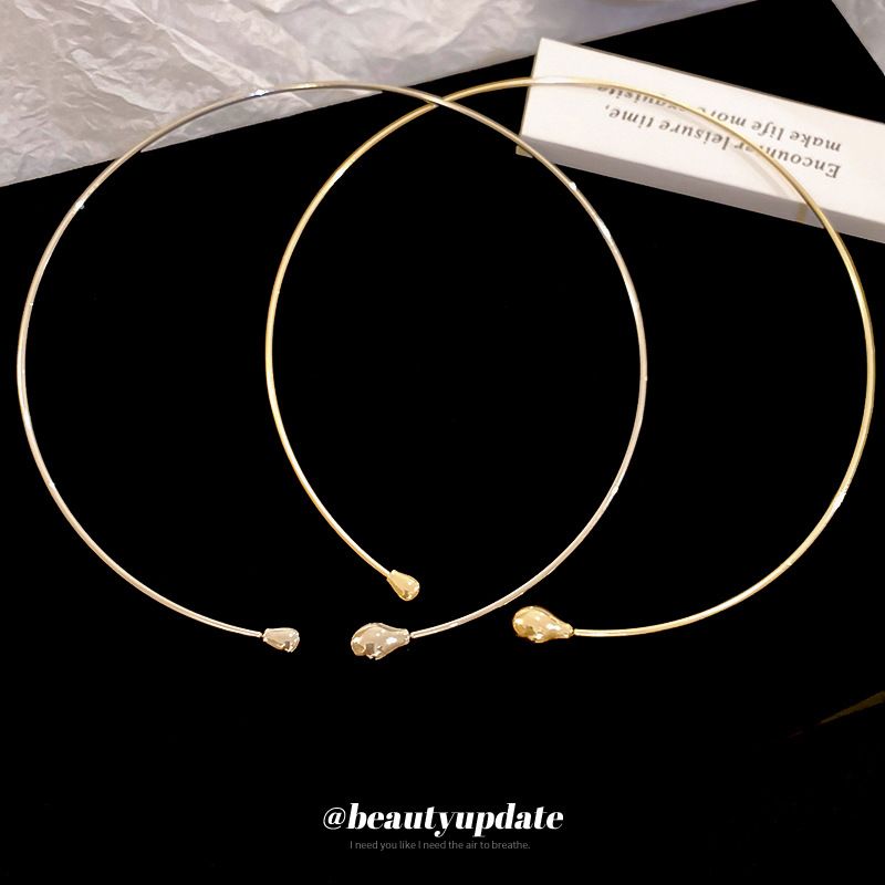 Collier ras du cou en métal, tempérament froid et cool, élégant et tendance, accessoire haut de gamme pour femme (2025)_voghion.com
