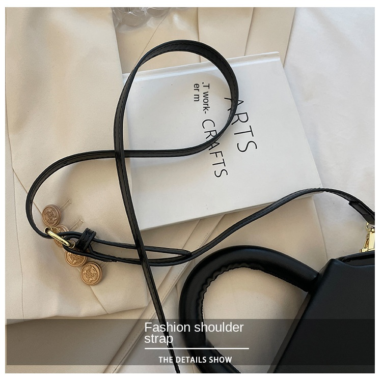 Sac à bandoulière simple et rigide pour femmes, couleur unie, sens avancé, simple, à coque rigide, portable, à la mode, automne et hiver_voghion.com