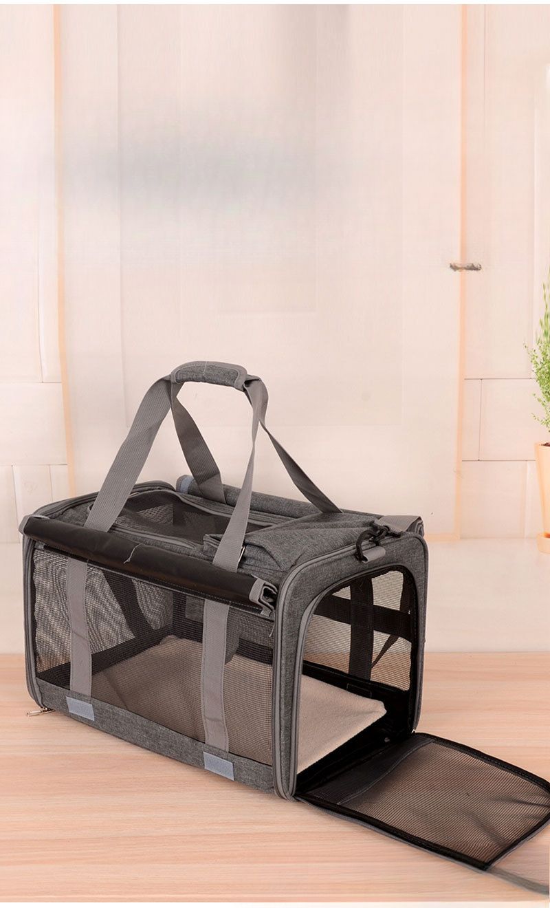 New Pet Bags Portable Cat Bag With Large Capacity Breathable Foldable Pets Carrier Universal_voghion.com