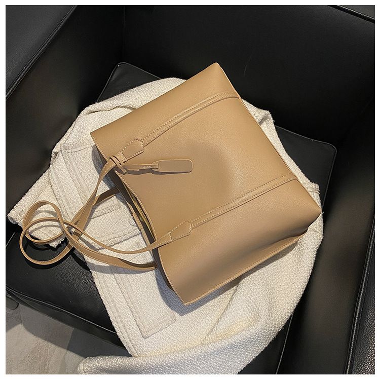 Grands sacs pour femmes automne et hiver 2021, nouveau style coréen, tendance, simple, grande capacité, en cuir souple, sac à bandoulière décontracté et polyvalent_voghion.com