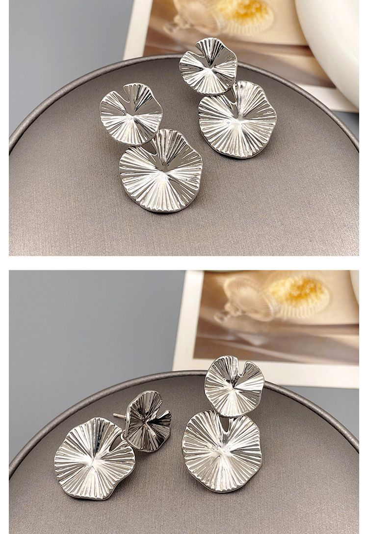 Qingdao AB asymmetrische lotus blatt design gefühl temperament einfache und vielseitige persönlichkeit ohrringe zubehör_voghion.com
