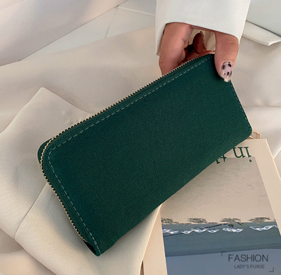 Red Heart A Long Clutch Bag 2024 New Large Capacity Simple Multi Card Slot Card Holder Niche Versatile Ladies Wallet_voghion.com