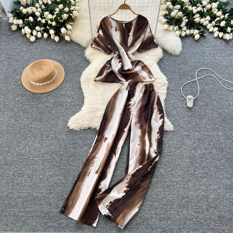Women's Clothing Two Piece Suit Cross Waist Round Neck Short Sleeves Printed Top High Waist Casual Wide Leg Pants_voghion.com