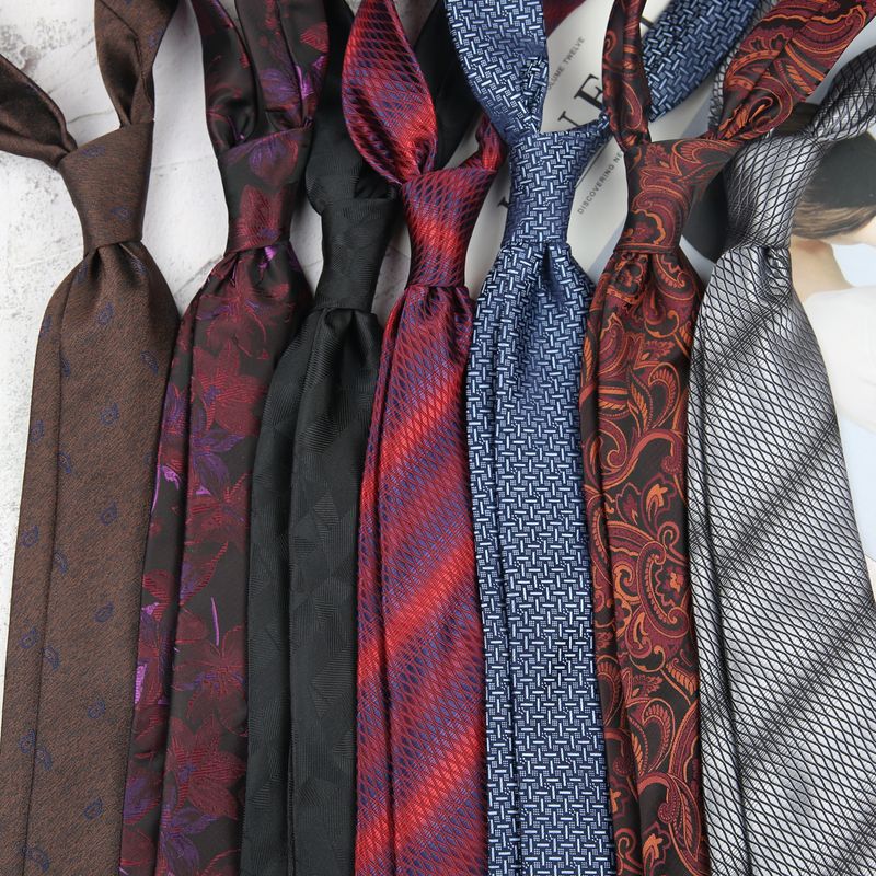 Cravatta da uomo italiana a righe in stile coreano, da 8 cm, annodata a mano, per matrimonio, formale, leggera, di lusso, di alta qualità, con motivo floreale_voghion.com