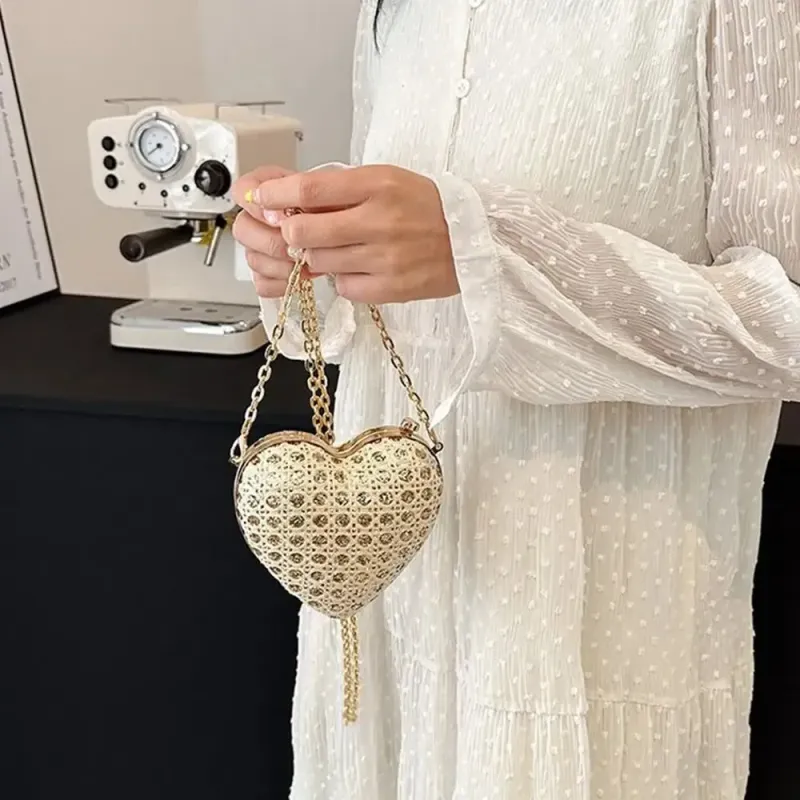 Borsa da sera a forma di cuore, decorazione in seta lucida color oro, pochette da banchetto, tracolla a catena, per matrimonio e festa 250408l_voghion.com