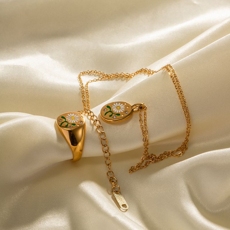 Collana con ciondolo talismano a forma di margherita selvatica in stile Instagram, smaltata e colorata, con accessori di design di nicchia e resistenti allo sbiadimento_voghion.com