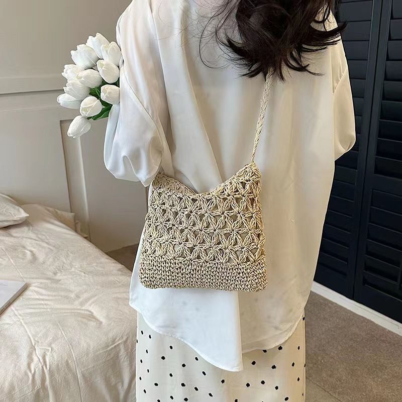 Women's Handle Bags Crossbody Straw Bag, Hollowed-out Flower Straw Bag, Woven Bag, Vacation Beach Bag, Loose Change Mobile Phone Bag_voghion.com