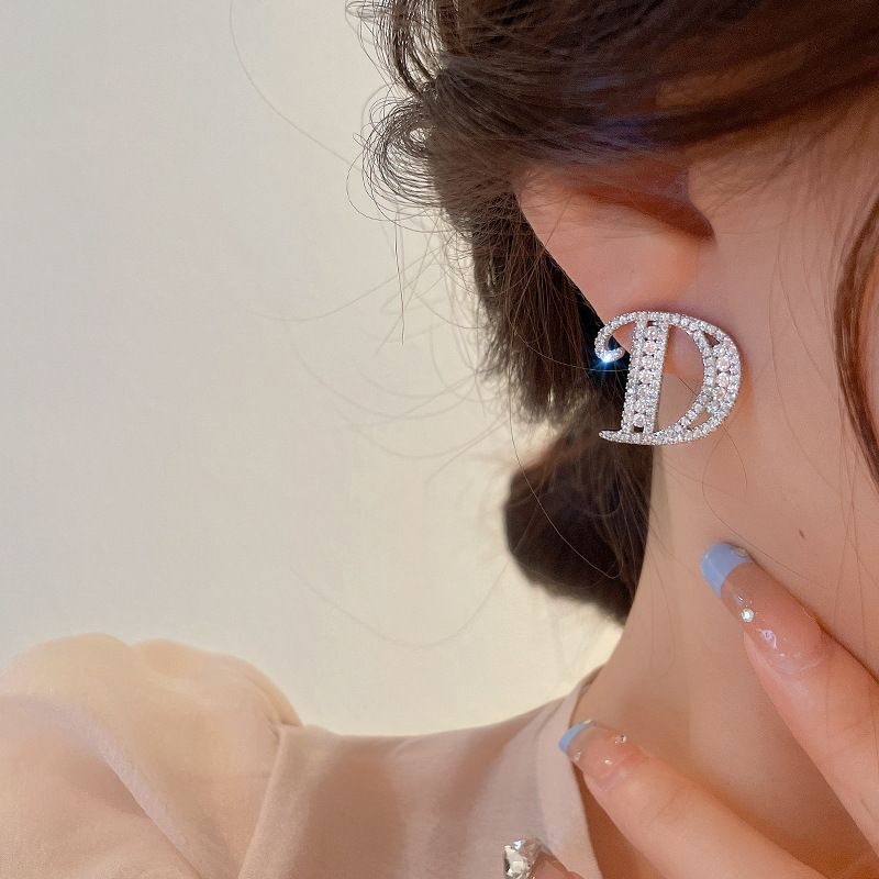 Damen-Accessoires, Diamant-Set, einfaches Temperament, Design, Sinn für Trend-Ohrringe_voghion.com