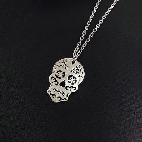 Necklaces Vintage Skull Pendant Necklace Women's Ethnic Skull Necklace_voghion.com