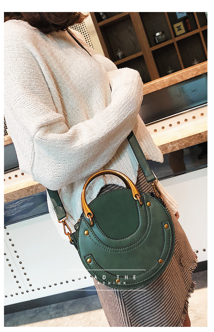 Borsa a tracolla monospalla con patchwork opaco, piccola, rotonda, da donna, modello 2025_voghion.com