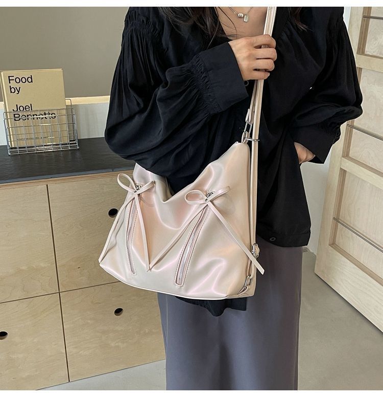 summer New Korean Bow Handbag Fashion Casual Large Capacity Shoulder Backpack Versatile Daily_voghion.com