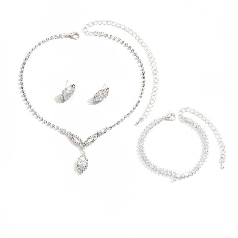 Set di gioielli da donna, alla moda, semplice e versatile, squisito set di artigli con zirconi, collana, orecchini e bracciale, accessori per abito da sposa._voghion.com