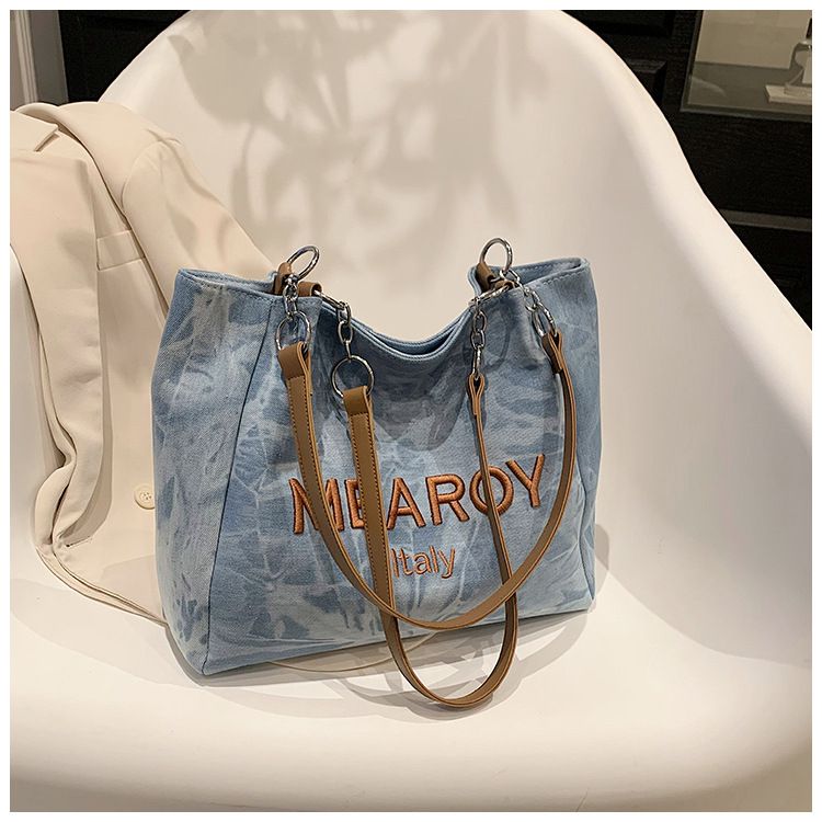 Design Denim Bag Women's Large Capacity Tote Class Commute Shoulder Tote Bag_voghion.com