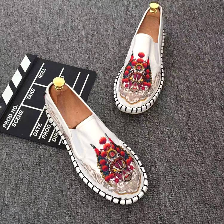 Leisure Embroidered Xishan Handmade Cloth Shoes Men And Women's Old Beijing Breathable Social Bean Shoes Canvas_voghion.com