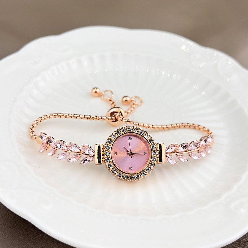 Orologio da donna rotondo con foglia di diamante della nuova moda 2023 con quadrante semplice e tavolo regalo con regolazione gratuita_voghion.com