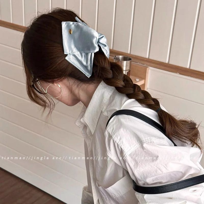 Fermaglio per capelli a forma di triangolo in raso francese, per donna, 2025, nuovo accessorio per capelli di alta qualità, con fermaglio per capelli a forma di squalo_voghion.com