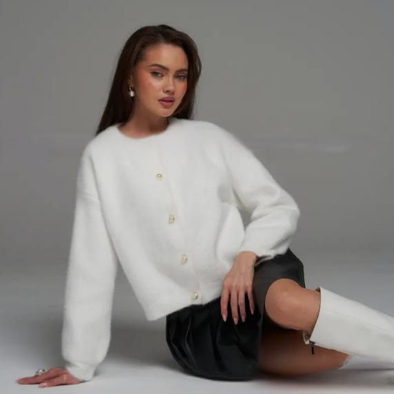 Cardigan corto e accogliente in maglia – Maglione oversize in pelliccia sintetica Maglione a maniche lunghe in visone Elegante soprabito per donna (taglia unica, bianco)_voghion.com