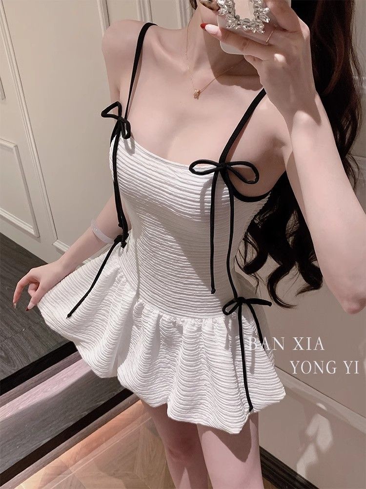 French Style Elegant Strap One-Piece Swimsuit For Women New High-End Tummy-Covering Slimming Swimwear_voghion.com