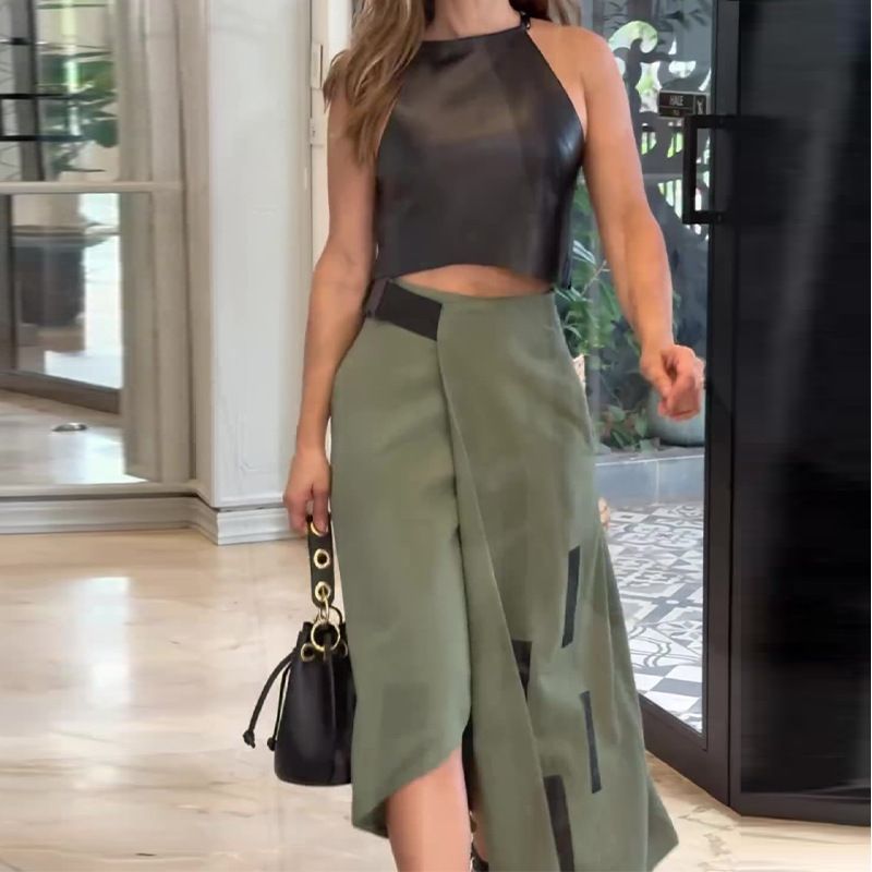 2024 Summer New Women's Fashion Leather Crop Top And Midi Skirt Two-Piece Set_voghion.com