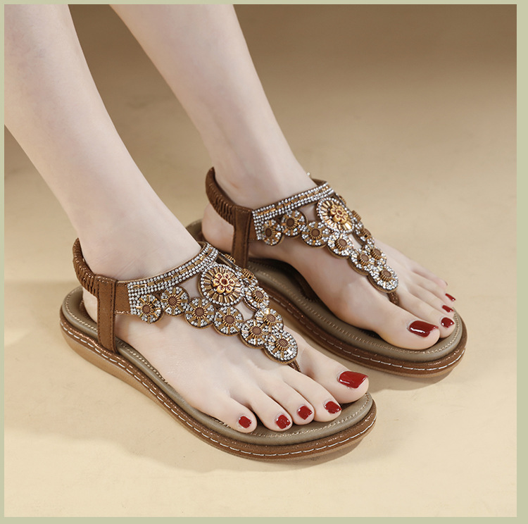 W676-7 New 2025 Flat Toe Clip-On Rhinestone Comfortable Sandals For Women_voghion.com