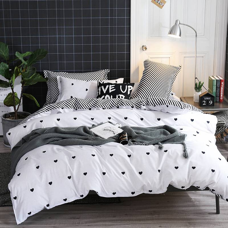 Bedding Duvet Cover Romantic Heart Print Bedding In Soft Polyester_voghion.com