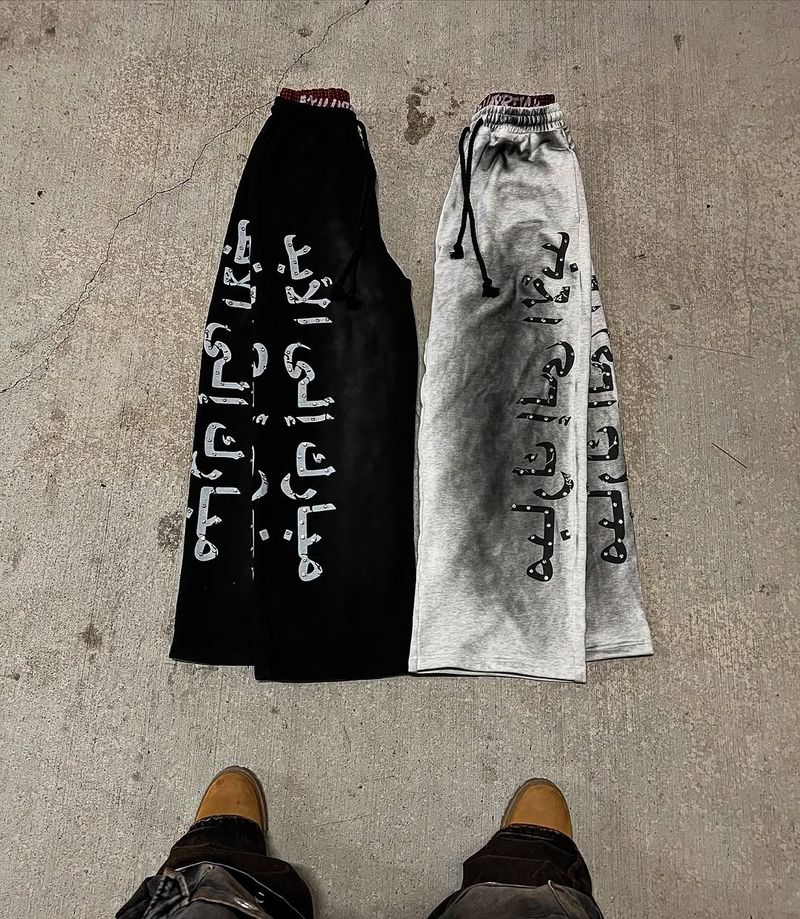 Spodnie unisex w stylu retro streetwear – joggersy z wysokim stanem i prostymi nogawkami, z nadrukiem graficznym, czarno-białe, rozmiar S-4XL dla mężczyzn i kobiet_voghion.com