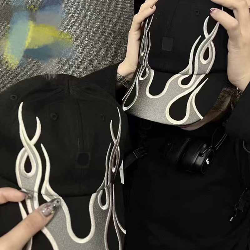 A Baseball Cap With A Flame Pattern Printed On It, Suitable For Men And Women To Wear In Spring And Summer, Is A Suitable Sunscreen Hat_voghion.com