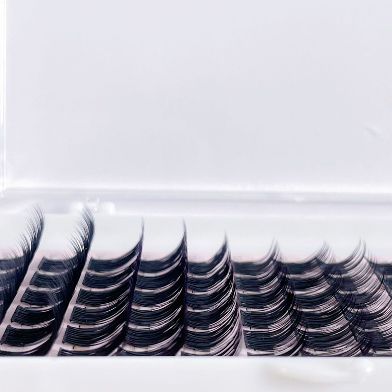 European and American large-capacity feathered false eyelashes D curling curling self-grafting false eyelashes_voghion.com