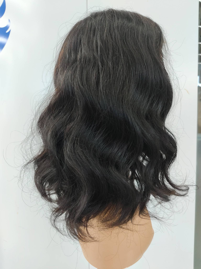 180% Dicht 14 Zoll Mënschlecht Hoer Perück Loose Body Wave Lace Frontal Bob Perück Brasilianesch Remy Kuerz Loose Wave Bob 4x4 Lace Verschluss Perück Fir Fraen_voghion.com