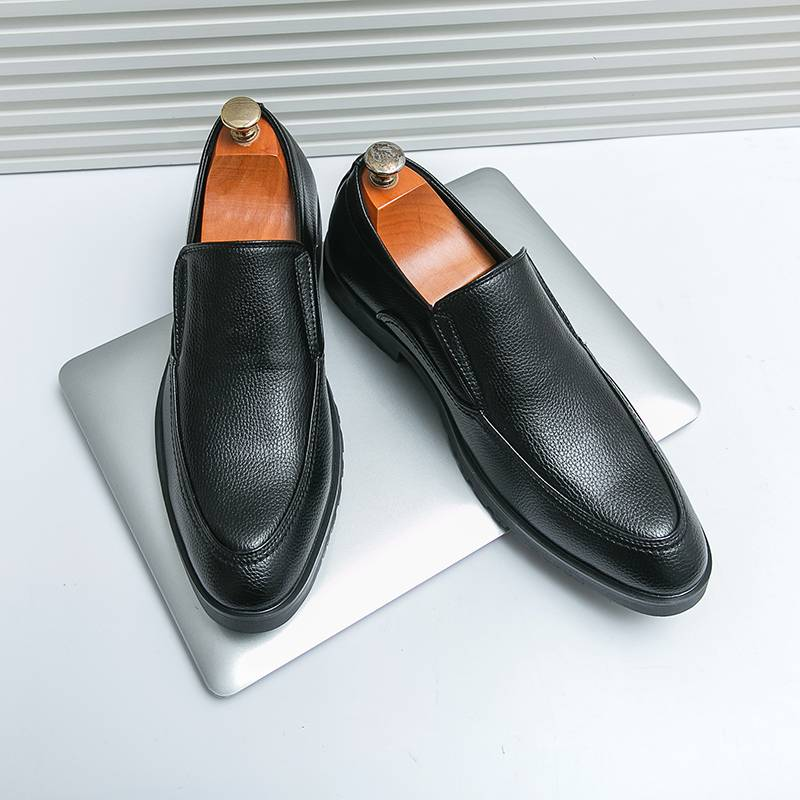 Neue, hochwertige, spitze Freizeitschuhe aus Leder für Herren, Hochzeitsschuhe mit Bullock-Fransen, ein Slip-on-Rindsledersohle, Stylist-Modeschuhe_voghion.com