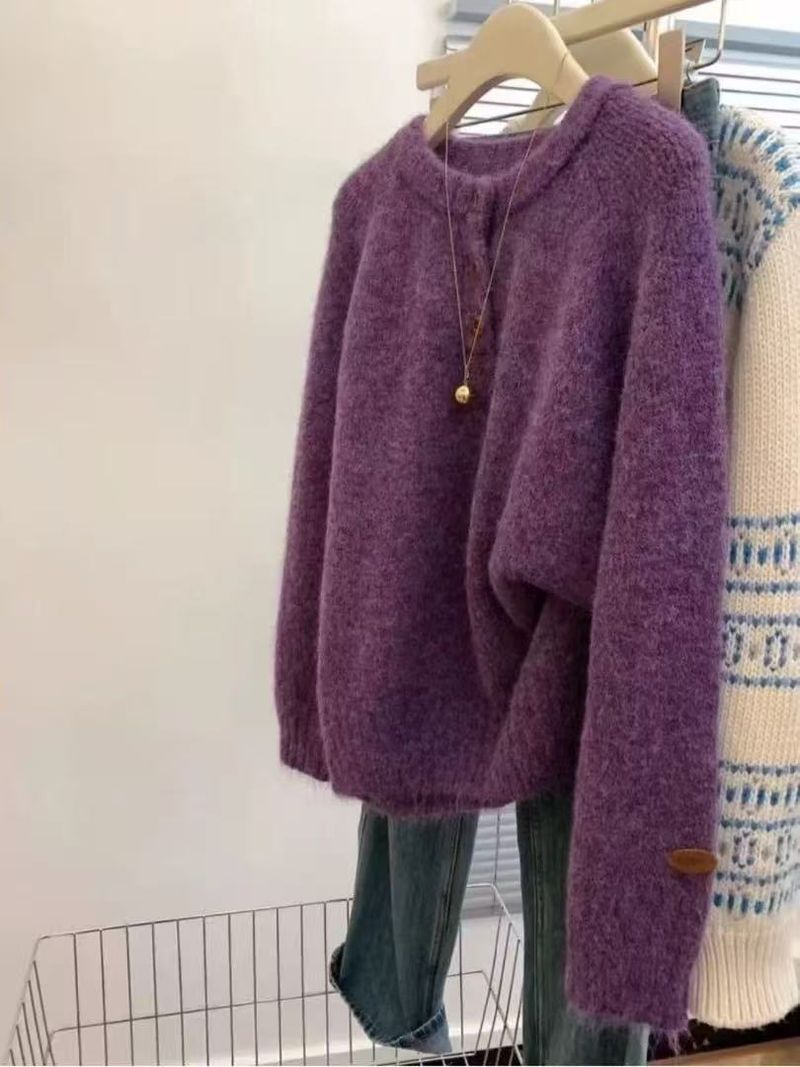 Un pull bleu doux et moelleux avec des boutons colorés et un col rond de style coréen pour les femmes en automne et en hiver, Ex_voghion.com