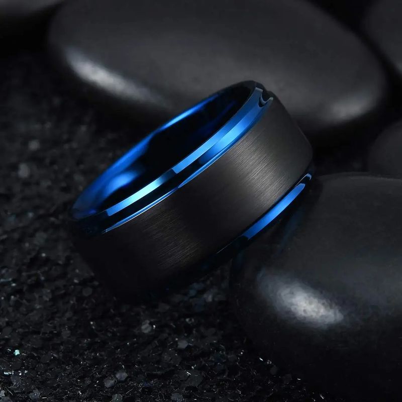 Moda 8mm Nero Spazzolato Titanio Acciaio Inossidabile Anelli per Donne Blu Colore Bordo Uomini Anello Nozze Festa Gioielli Regali_voghion.com