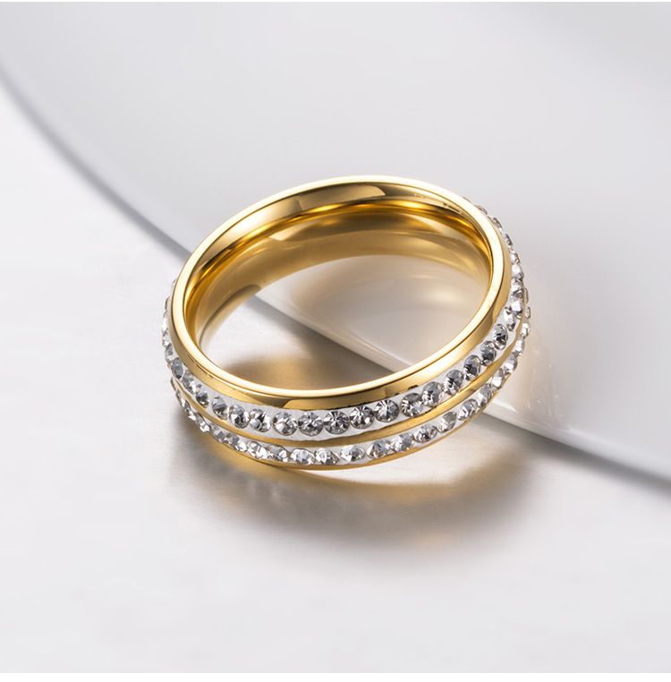 Anello in acciaio al titanio con doppia fila di diamanti arcobaleno Anello da mignolo da donna con diamanti bianchi colorati Anello da donna in versione coreana_voghion.com