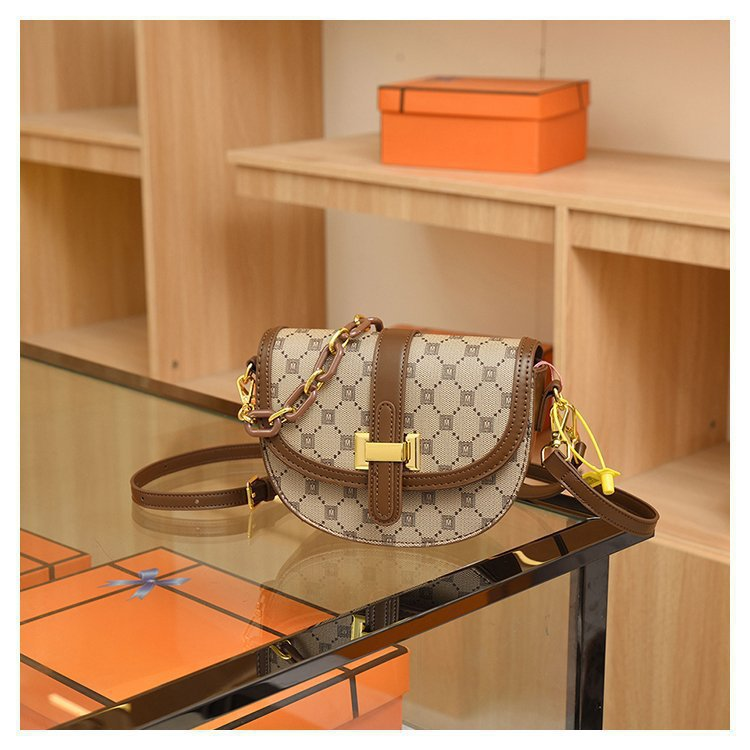 Bolso de mujer 2023 nuevo bolso de sillín bolso de hombro de marea bolso pequeño bolso cruzado de mujer_voghion.com