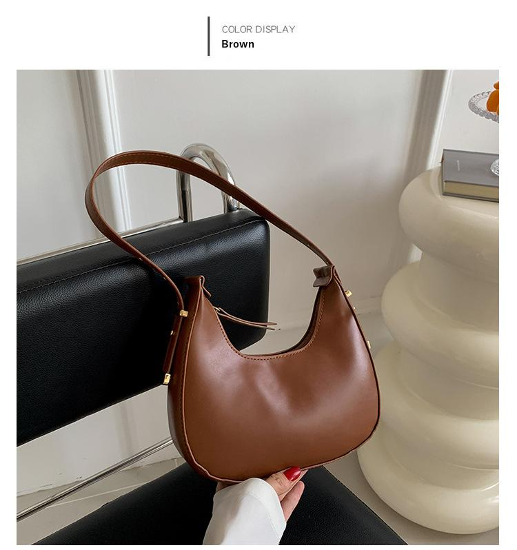 Retro Trend Schëllerbeutel 2023 Summer nei Posch Fraen modesch einfach Ënneraarmbeutel Nisch Koreanesch Neimoundbeutel_voghion.com
