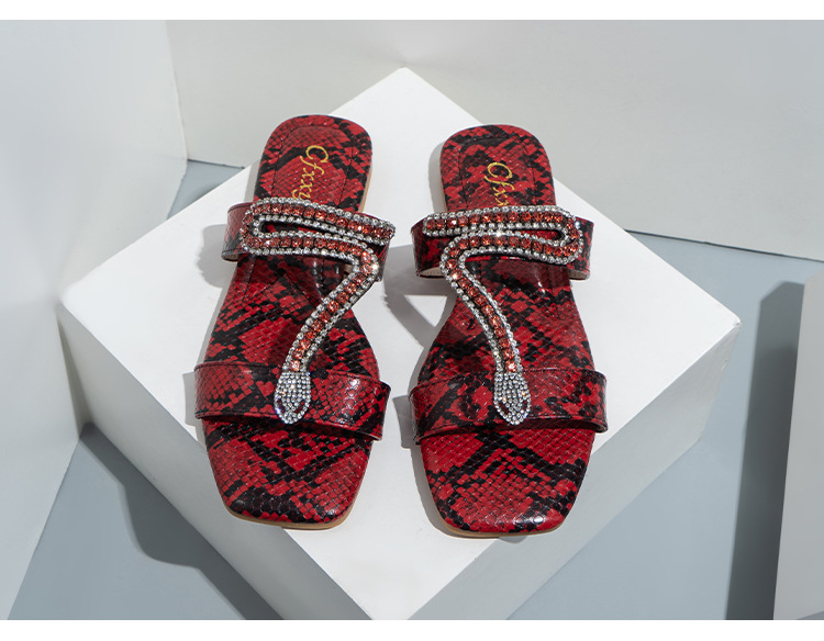 Yeni Bir Çizgi Yılan Desenli Taklidi Düz Sandalet Slaytlar Moda Giyim Kadınlar Için Içi Boş Rahat Terlik_voghion.com