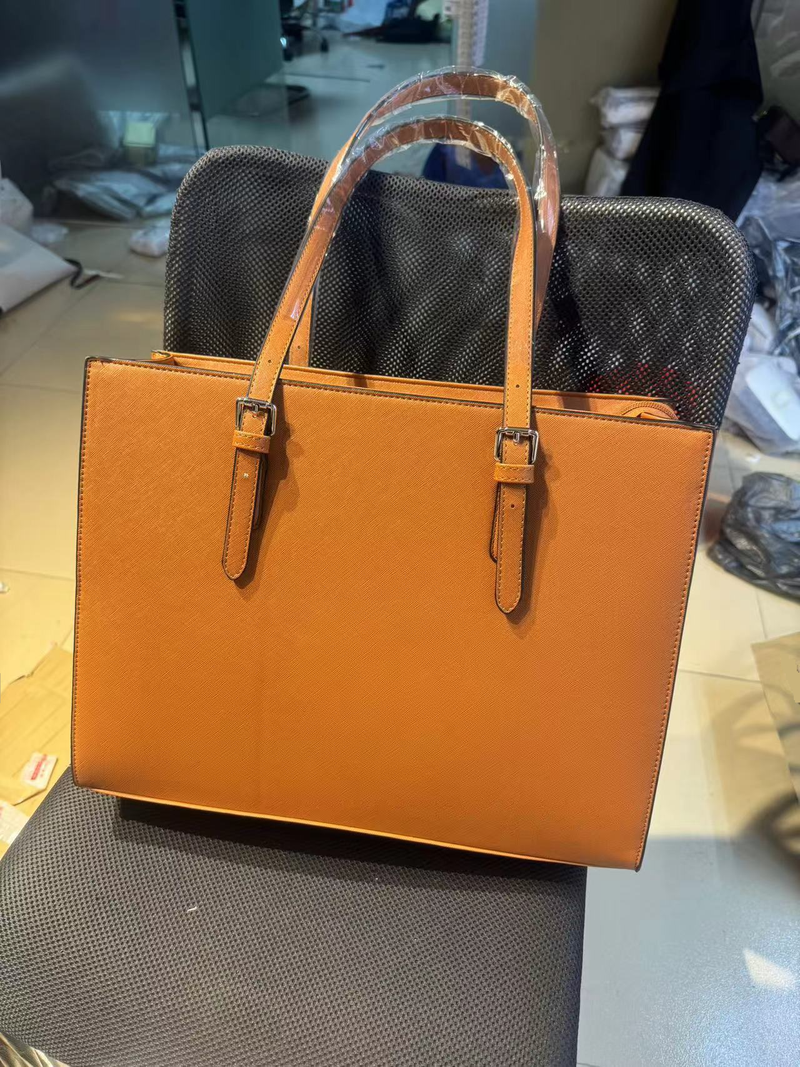 Women’s Bags Commuting Bags For Women In Autumn And Winter New Style Ladies' Computer Briefcases Simple Large Capacity Portable Shoulder Bags_voghion.com