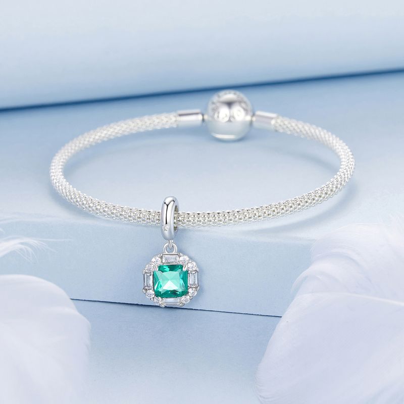 Mysterious Green Light Pendant Charm_voghion.com