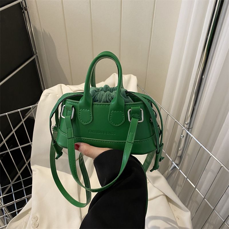 Borsa a secchiello versatile a tracolla da donna, mini di alta gamma, nuova tendenza estiva 2023_voghion.com