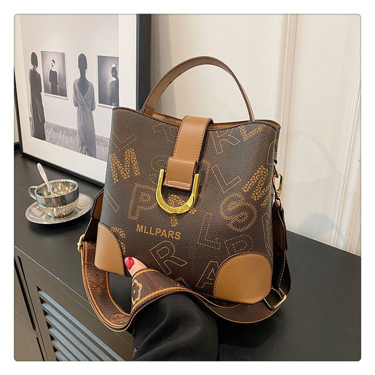 Damen Henkeltasche Mode Tragetaschen Pu Leder Schultertaschen Breiter Gürtel Retro Kleine Taschen für Mädchen Casual Shopper_voghion.com