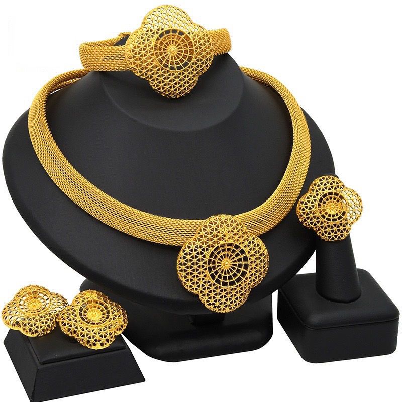 Fashionable luxury ethnic style four piece alloy decoration necklace collarbone jewelry earring set_voghion.com