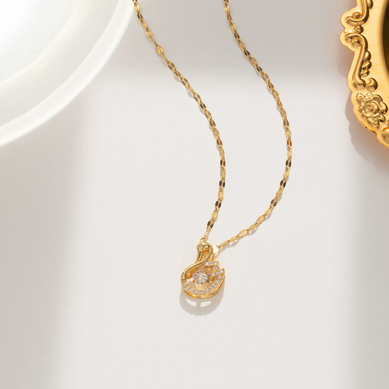 New Titanium Steel Dynamic Diamond Swan Necklace with Super Sparkling Zircon for Women, Versatile and Trendy collarbone_voghion.com