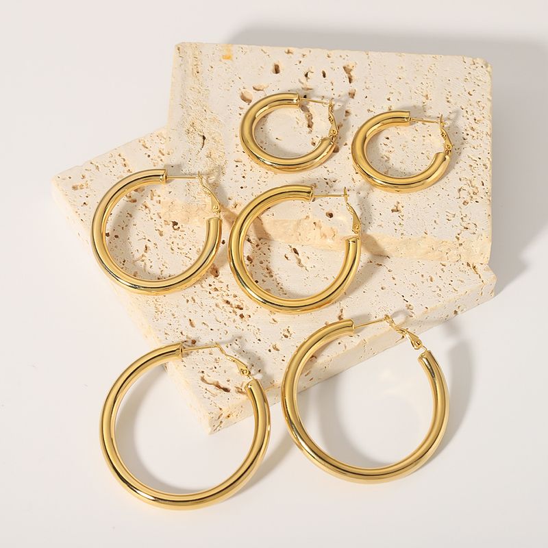 Hip Hop Style Simple Round Stainless Steel Gold-Plated Hollow Hoop Earrings Set_voghion.com