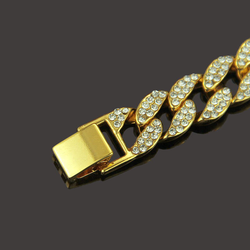 Mannen Iced Out Cubaanse Link Armband Gesimuleerde Diamanten Armband Cubaanse Links & Kettingen Lichtmetalen Armband voor Bangle Mannelijke Sieraden_voghion.com