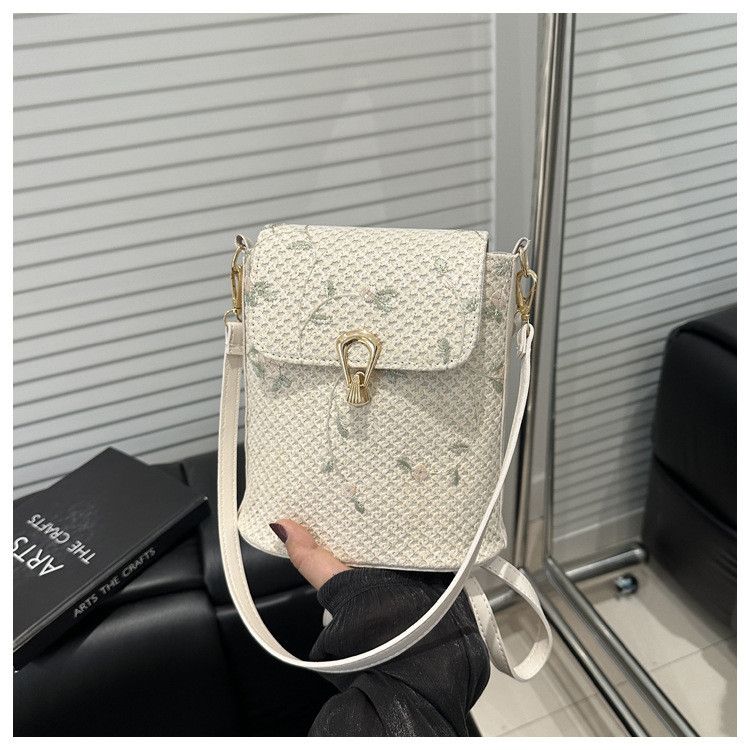 Sac en paille d'été pour femmes 2025, nouveau sac à bandoulière tissé en dentelle florale fraîche, sac à bandoulière pour téléphone portable_voghion.com
